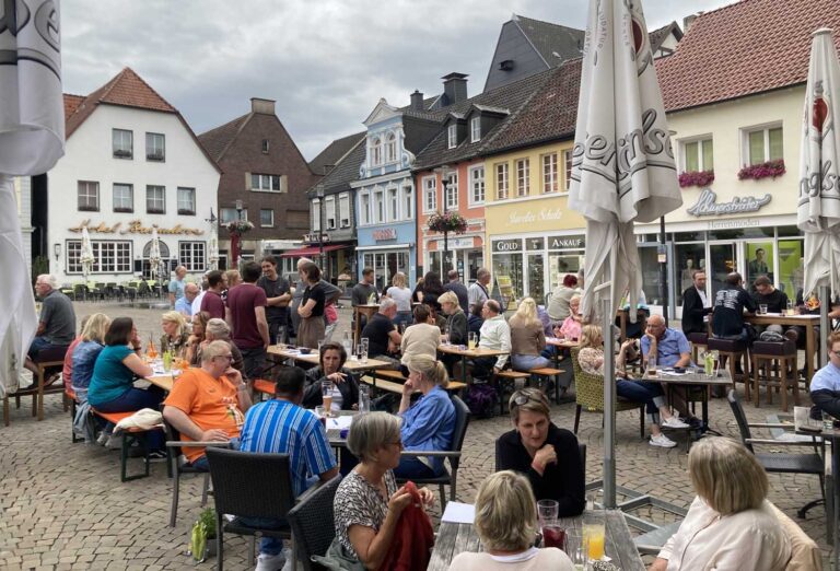 Der Förderverein der Stadtbücherei verzeichnete bei seiner Kneipenquiz-Ausgabe im Juli einen Teilnehmerrekord. Foto: privat