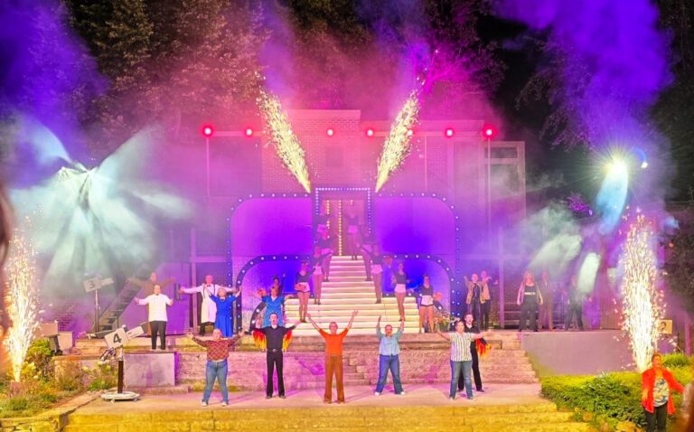 Einen gelungenen Musical-Abend genossen Mitglieder der Kolpingsfamilie Werne in der Waldbühne Heessen. Foto: Rolf Weißner