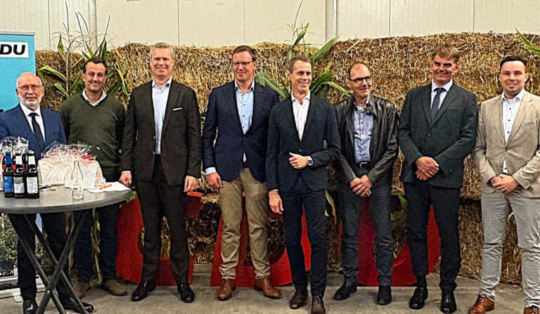 Geballtes Fachwissen zum Thema Landwirtschaft hatten die CDU-Stadtverbände Bergkamen, Lünen, Selm und Werne auf dem Hof Laurenz in Werne-Stockum zu Gast. Fotos: CDU
