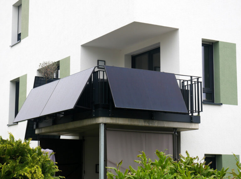 Die Förderung von Stecker-Solaranlagen durch die Stadt Werne wurde rege nachgefragt. Nur noch wenige Anträge sind möglich. Foto: Gaby Brüggemann